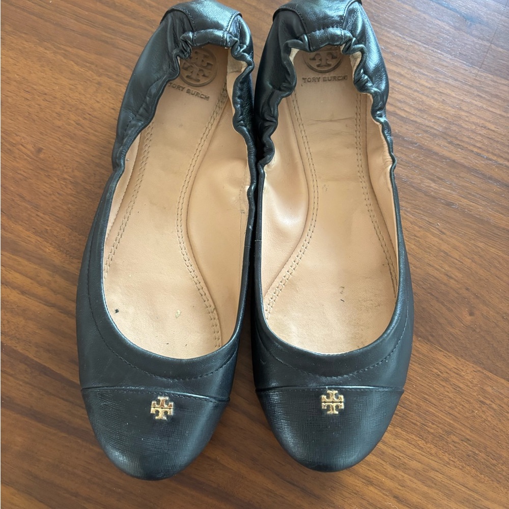 Tory Burch Black Ballet Flats with Logo Embellishment